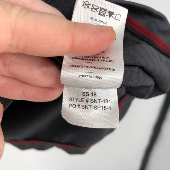 Rhone Sentry Lightweight V Neck T-Shirt Gray Size Small - Picture 4 of 6